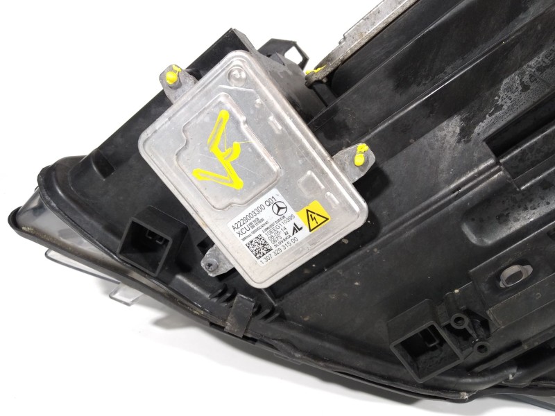 Recambio de faro derecho para mercedes-benz clase cla (w117) cla 200 cdi (117.301) referencia OEM IAM A1179065200  