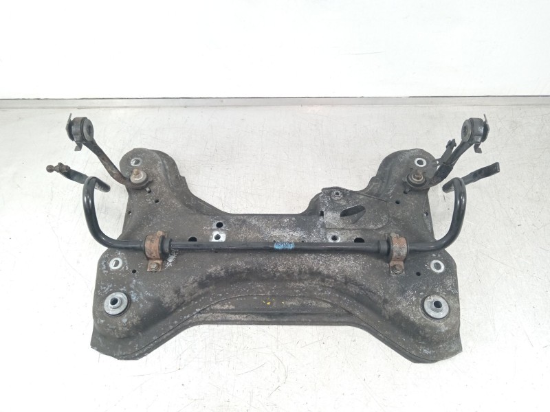 Recambio de puente delantero para opel vivaro b kasten/combi combi l1 2.7t referencia OEM IAM 93868598  