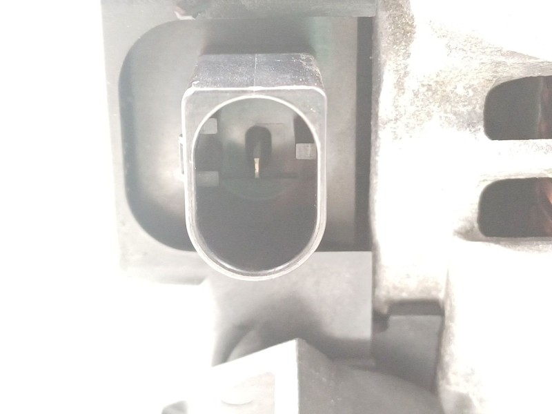 Recambio de alternador para bmw serie 3 berlina (e90) 320i referencia OEM IAM 7550468 12317550468 1042106020