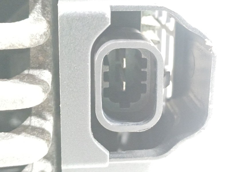 Recambio de alternador para chevrolet cruze lt referencia OEM IAM 13502580  
