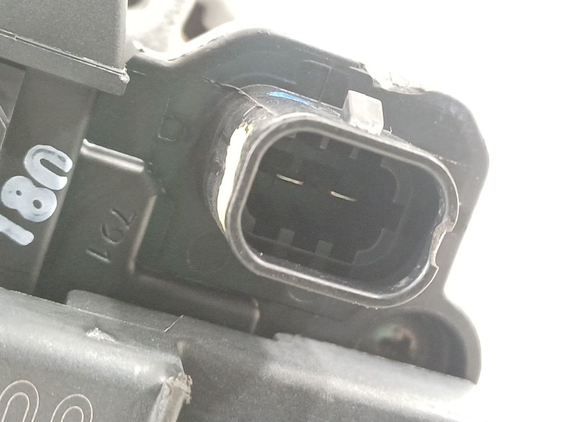 Recambio de alternador para opel astra h sedán (a04) 1.6 (l69) referencia OEM IAM 13229984  0124325163