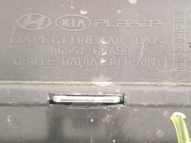 Recambio de rejilla delantera para kia picanto referencia OEM IAM 86351G6AB0  86350G6AB0HR7