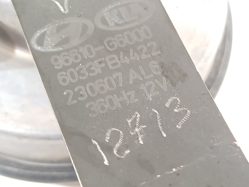 Recambio de claxon para kia picanto referencia OEM IAM 96610G6000  