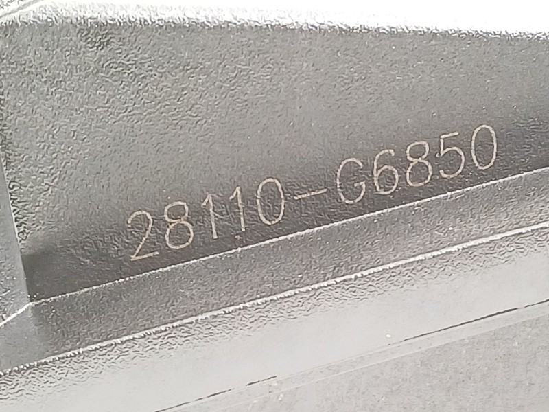 Recambio de caja filtro aire para kia picanto referencia OEM IAM 28110G6850  28110G6800