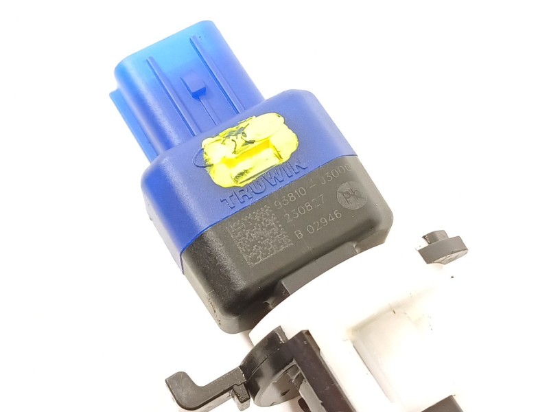 Recambio de interruptor para kia picanto referencia OEM IAM 93810J3000  