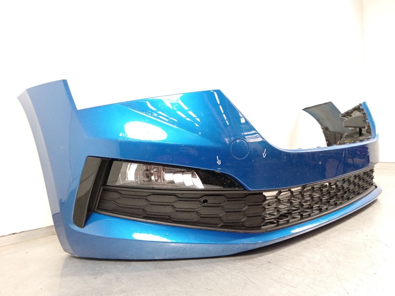 Recambio de paragolpes delantero para skoda scala (nw1) 1.6 tdi referencia OEM IAM 657807221  