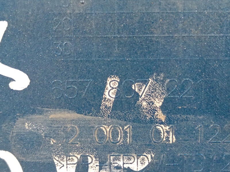 Recambio de paragolpes delantero para skoda scala (nw1) 1.6 tdi referencia OEM IAM 657807221  