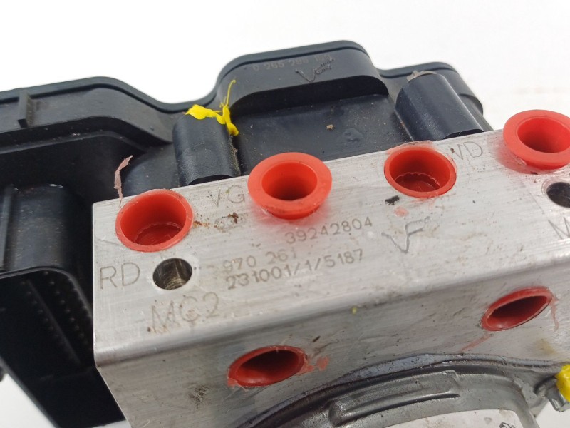 Recambio de abs para citroën c3 referencia OEM IAM 9845052980  