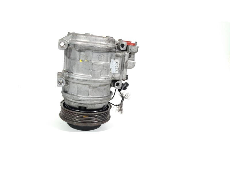 Recambio de compresor aire acondicionado para ssangyong rodius xdi referencia OEM IAM 180500390A  A6652300011