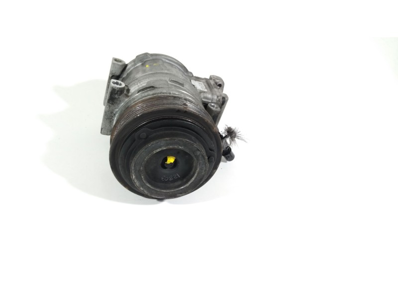 Recambio de compresor aire acondicionado para ssangyong rodius xdi referencia OEM IAM 180500390A  A6652300011