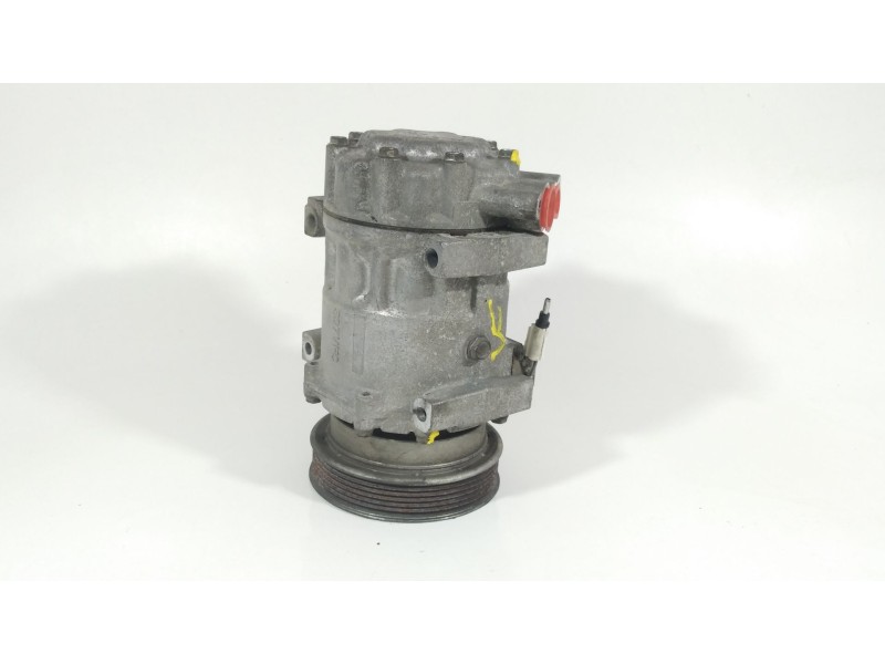 Recambio de compresor aire acondicionado para dacia duster ambiance 4x2 referencia OEM IAM 926006229R  