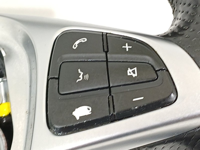 Recambio de volante para mercedes-benz clase c coupé (c205) c 220 d (205.304) referencia OEM IAM A0004603803  