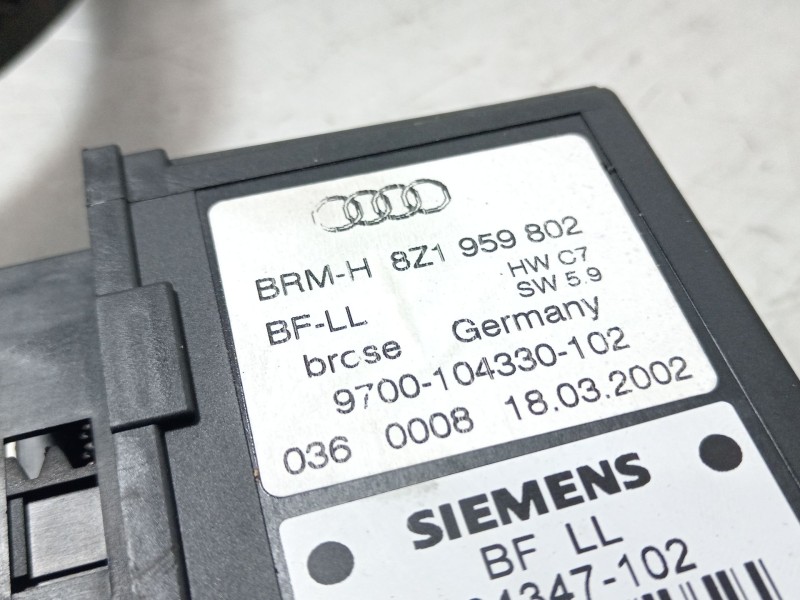 Recambio de elevalunas delantero derecho para audi a2 (8z) 1.4 tdi (55kw) referencia OEM IAM 8Z0837462B 8Z1959802 