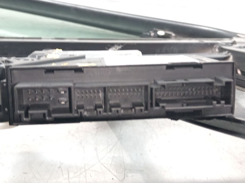 Recambio de elevalunas delantero izquierdo para volkswagen touareg (7l6) v6 tdi individual referencia OEM IAM 7L0837461F  