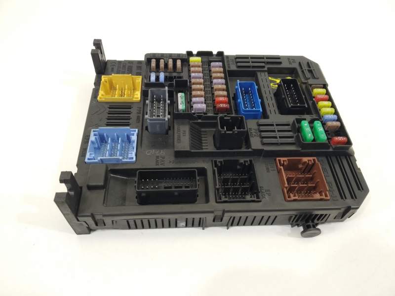 CAJA RELES / FUSIBLES 9830790580 BSIEL3 28625142