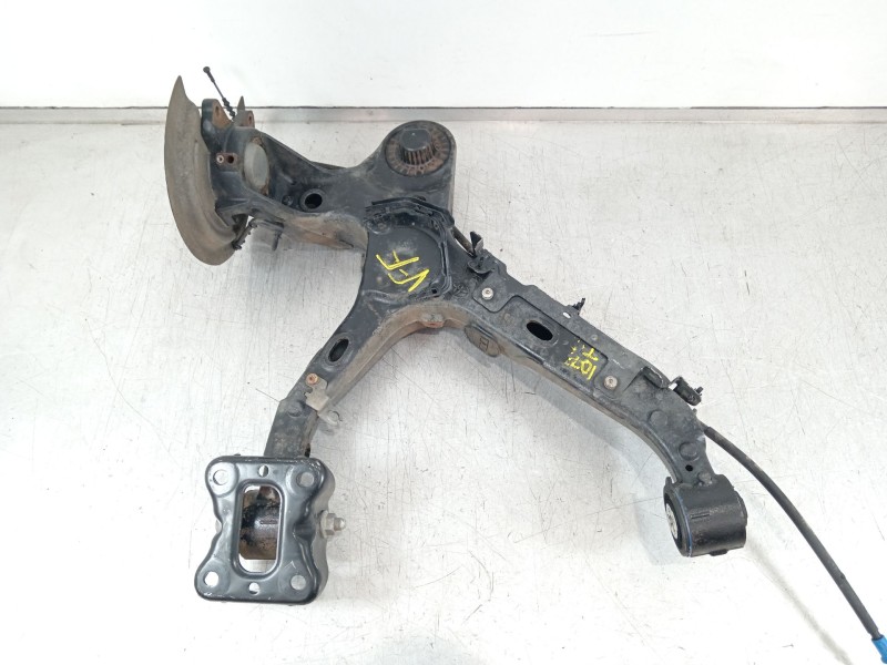 Recambio de mangueta trasera derecha para citroën jumpy fugón club m referencia OEM IAM 9807504880  