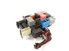 Recambio de caja reles / fusibles para mercedes-benz clase c coupé (c205) c 220 d (205.304) referencia OEM IAM A2059068501   2