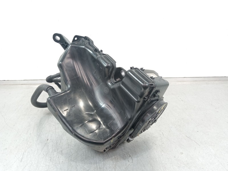 Recambio de deposito adblue para skoda scala (nw1) 1.6 tdi referencia OEM IAM 2Q0131877H 5Q0131969E 