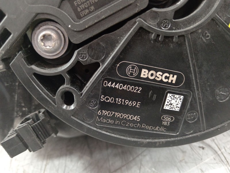 Recambio de deposito adblue para skoda scala (nw1) 1.6 tdi referencia OEM IAM 2Q0131877H 5Q0131969E 