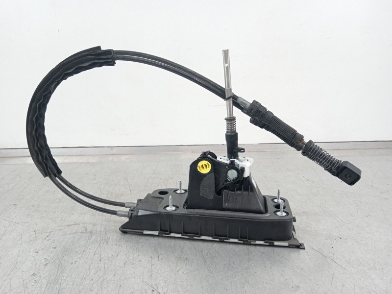 Recambio de palanca cambio para skoda scala (nw1) 1.6 tdi referencia OEM IAM 5Q0711061F 2Q0711049L 