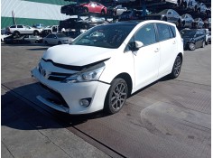 toyota verso (_r2_) del año 2016 2