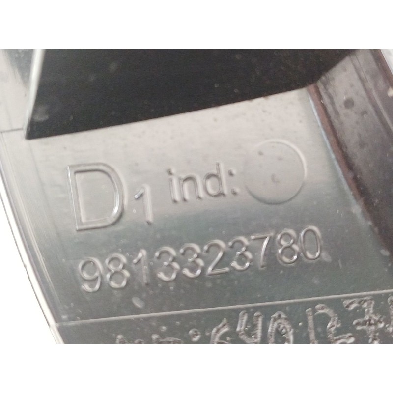 Recambio de moldura para citroën c3 iii (sx) 1.5 bluehdi 100 (sxyhyp, sxyhtu) referencia OEM IAM 9813323780  
