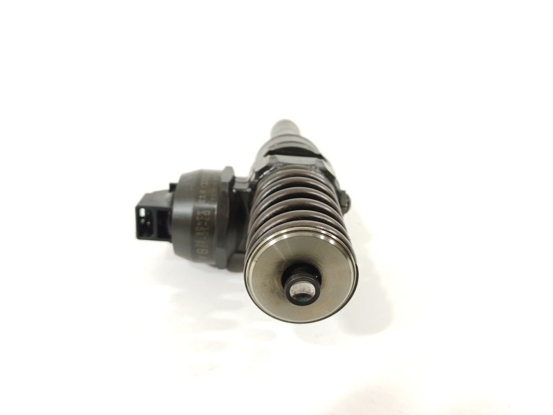 Recambio de inyector para skoda octavia berlina (1z3) active referencia OEM IAM 038130073AG  0414720215