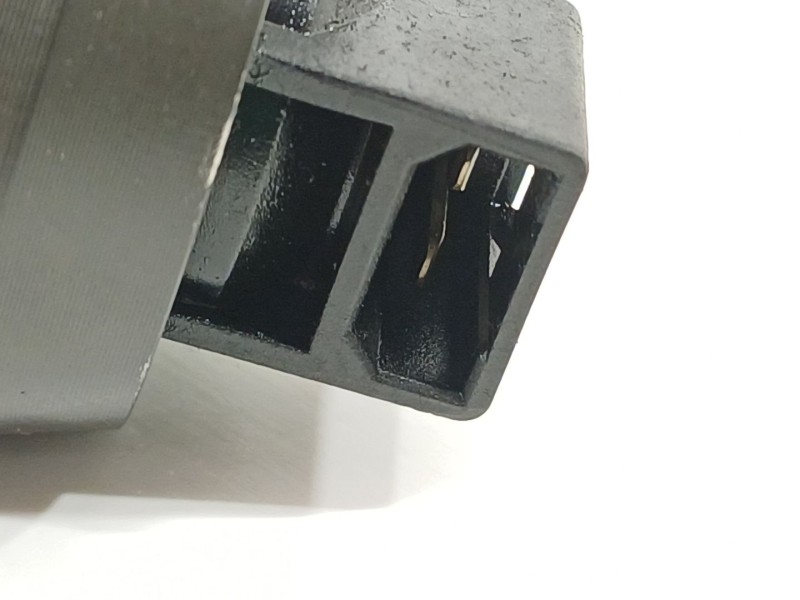 Recambio de inyector para skoda octavia berlina (1z3) active referencia OEM IAM 038130073AG  0414720215