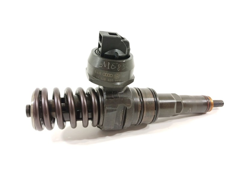 Recambio de inyector para skoda octavia berlina (1z3) active referencia OEM IAM 038130073AG  0414720215