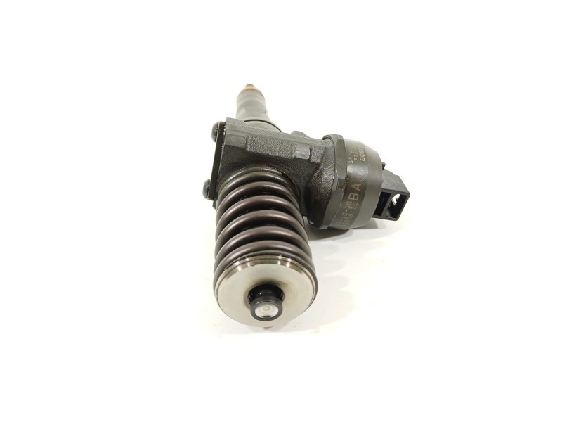 Recambio de inyector para skoda octavia berlina (1z3) active referencia OEM IAM 038130073AG  0414720215