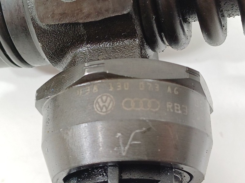 Recambio de inyector para seat altea (5p1) hot referencia OEM IAM 038130073AG  0414720215