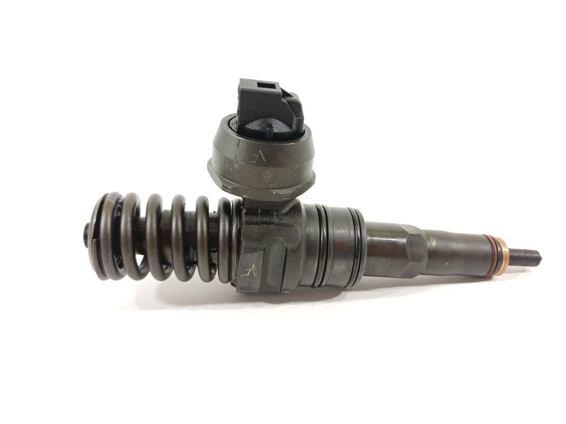 Recambio de inyector para seat altea (5p1) hot referencia OEM IAM 038130073AG  0414720215