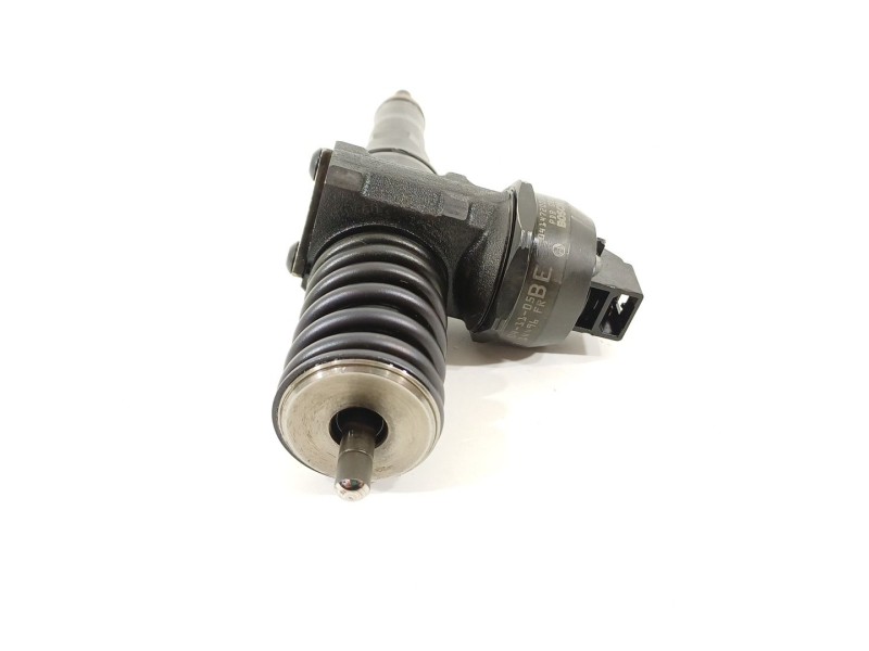 Recambio de inyector para volkswagen golf iv berlina (1j1) highline referencia OEM IAM 038130073AL  0414720039