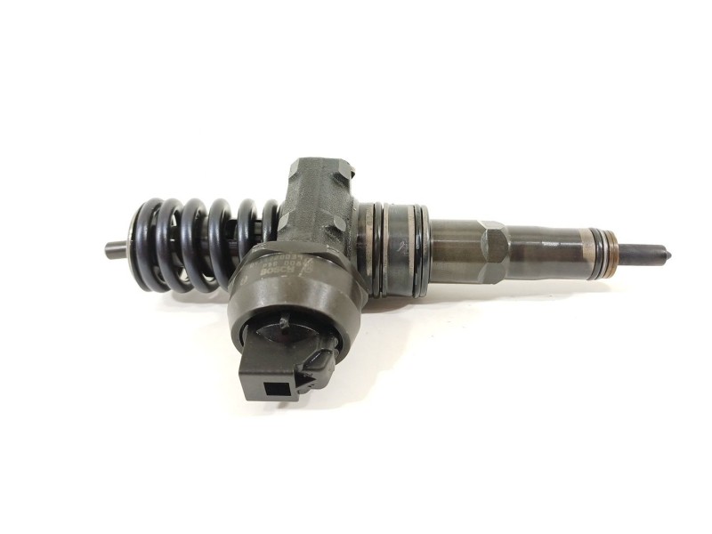 Recambio de inyector para volkswagen golf iv berlina (1j1) highline referencia OEM IAM 038130073AL  0414720039