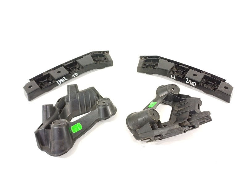 Recambio de soporte paragolpes trasero para skoda scala (nw1) 1.6 tdi referencia OEM IAM 657807394A 657807393 657807393A