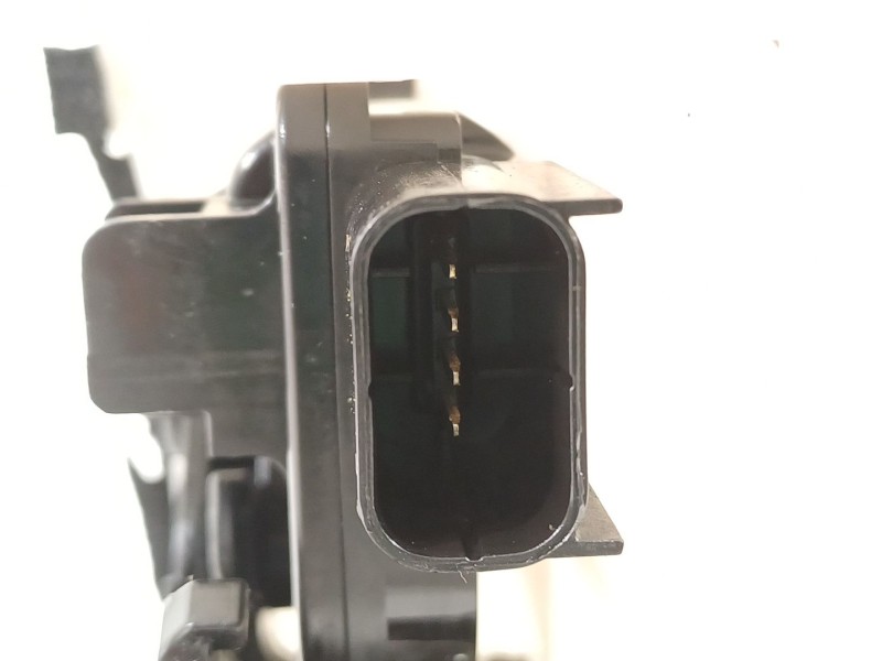 Recambio de cerradura puerta trasera izquierda para kia picanto referencia OEM IAM 81410G6010  
