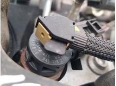 Recambio de inyector para audi a3 sportback (8va, 8vf) 2.0 tdi referencia OEM IAM 04L130277E  0445110475