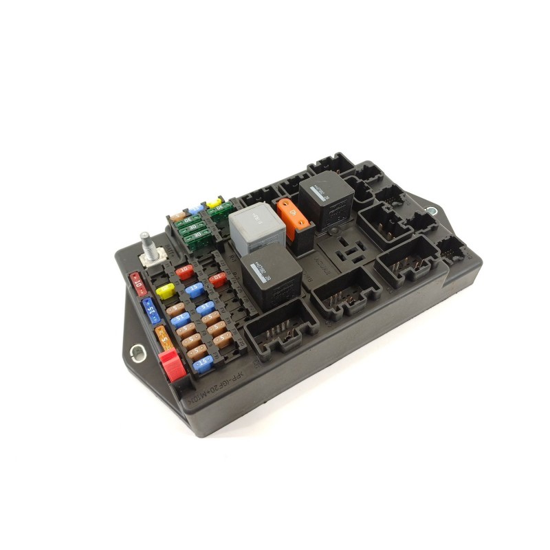 Recambio de caja reles / fusibles para jaguar xk coupé/convertible 4.2 v8 32v cat referencia OEM IAM 6W8314A073BG  