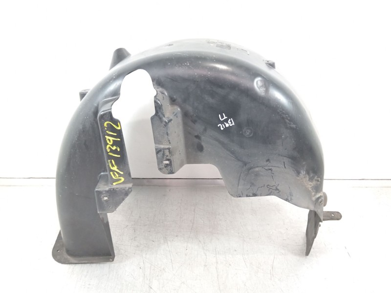 Recambio de paso de rueda trasero izquierdo para skoda scala (nw1) 1.6 tdi referencia OEM IAM 657810969  