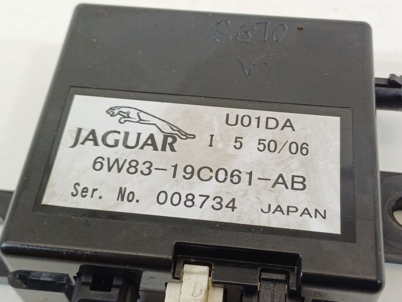 Recambio de modulo electronico para jaguar xk coupé/convertible 4.2 v8 32v cat referencia OEM IAM 6W8319C061AB  