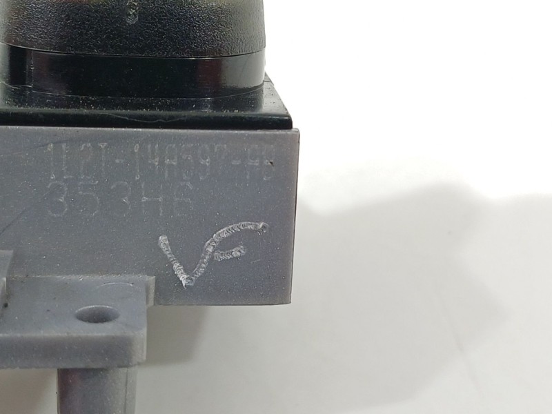 Recambio de sensor para jaguar xk coupé/convertible 4.2 v8 32v cat referencia OEM IAM 1L2T14A597AB  