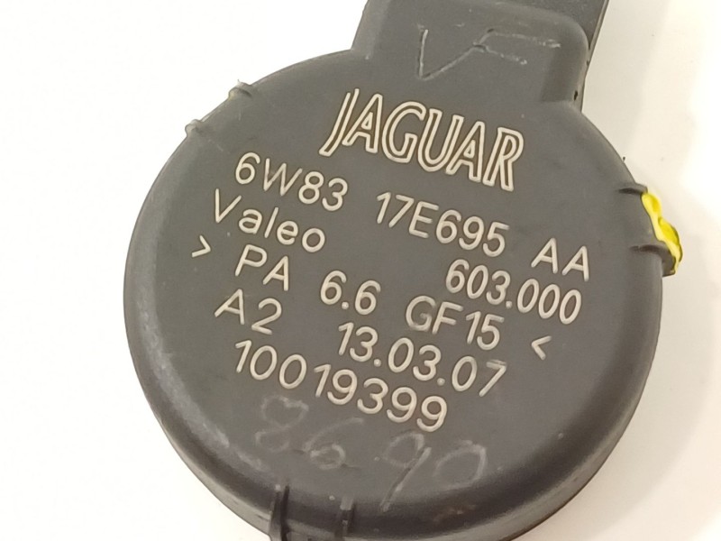 Recambio de sensor para jaguar xk coupé/convertible 4.2 v8 32v cat referencia OEM IAM 6W8317E695AA  