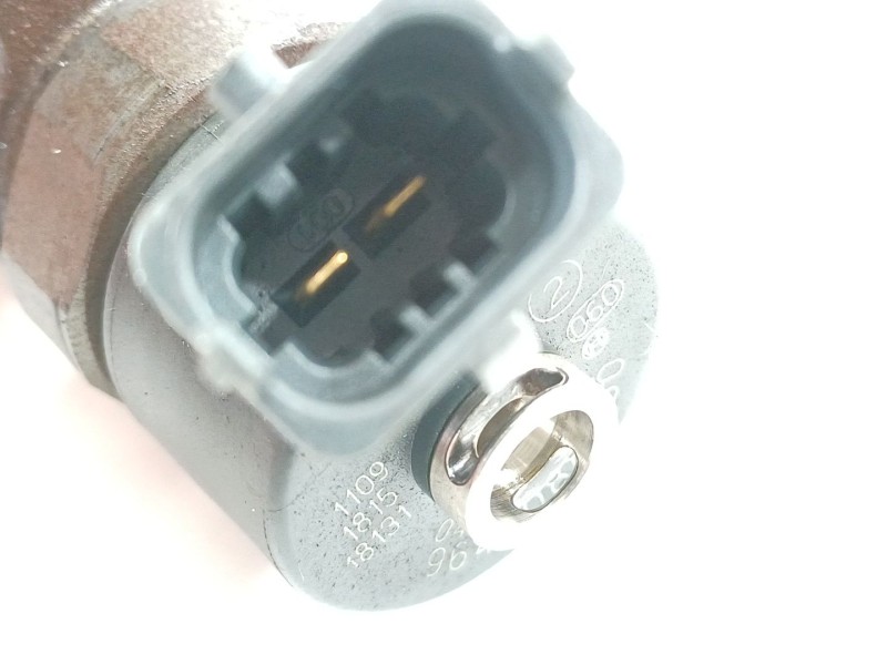 Recambio de inyector para citroën xsara berlina 2.0 hdi 66kw premier referencia OEM IAM 9640088780  0445110062