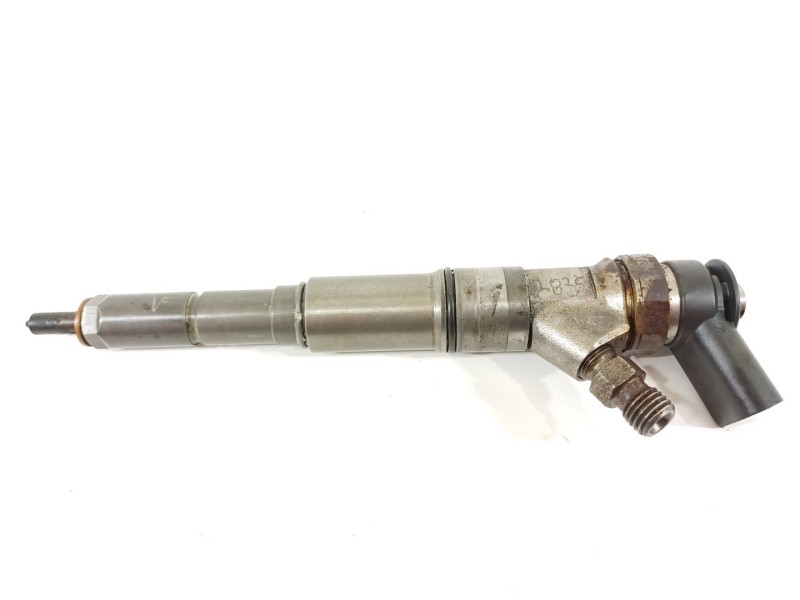 Recambio de inyector para bmw serie 3 coupe (e46) 330 cd referencia OEM IAM 7789661  0445110131