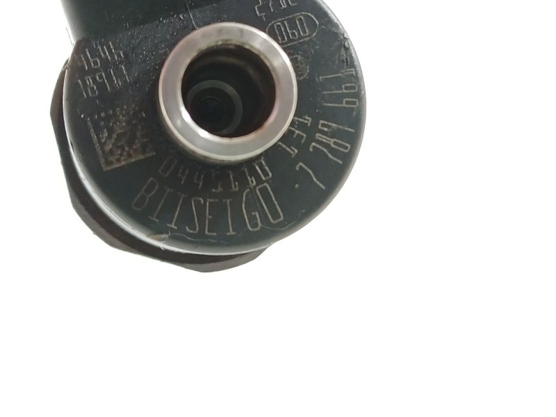 Recambio de inyector para bmw serie 3 coupe (e46) 330 cd referencia OEM IAM 7789661  0445110131