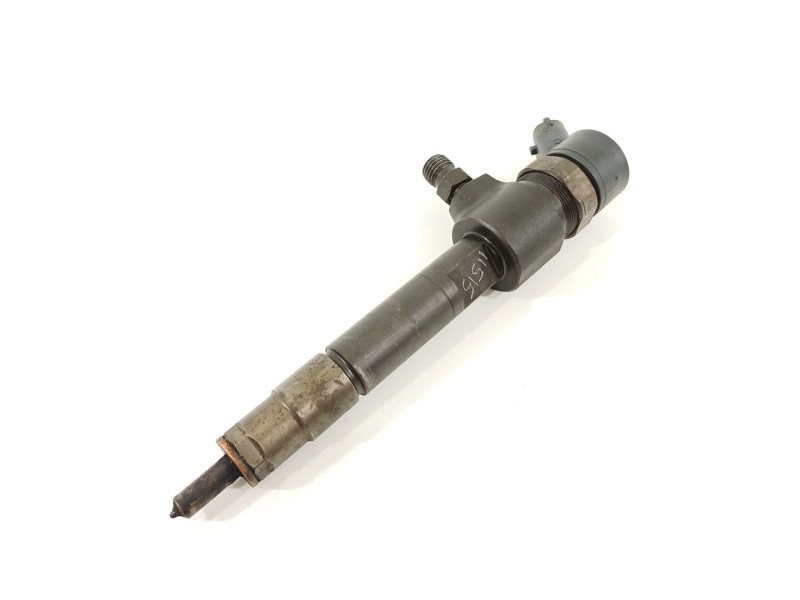 Recambio de inyector para opel zafira b cosmo referencia OEM IAM 0445110276  