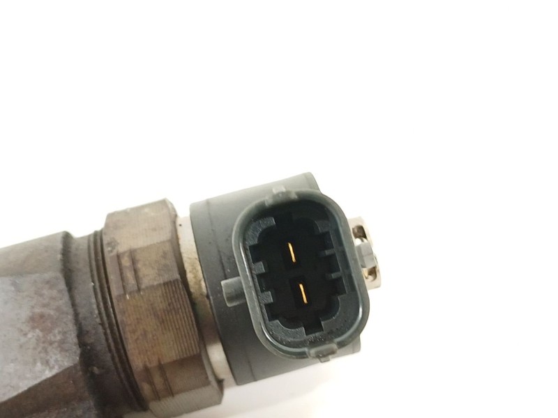 Recambio de inyector para opel insignia a (g09) 2.0 cdti 4x4 (68) referencia OEM IAM 0445110327  