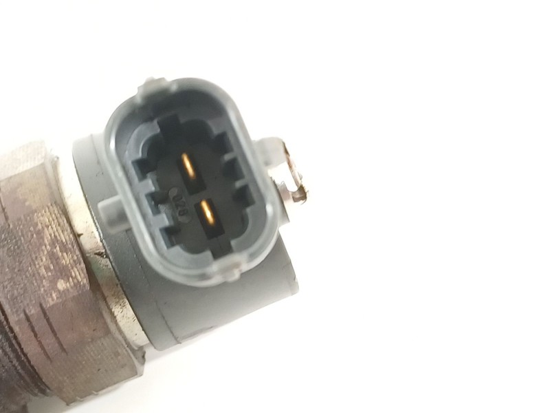 Recambio de inyector para opel insignia a (g09) 2.0 cdti 4x4 (68) referencia OEM IAM 0445110327  