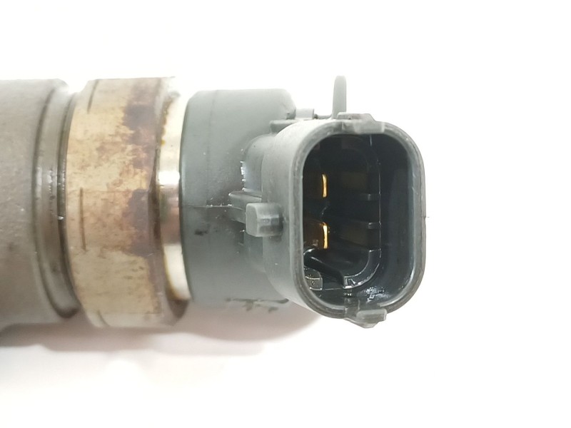 Recambio de inyector para peugeot 208 1.5 blue-hdi fap referencia OEM IAM 0445110739  