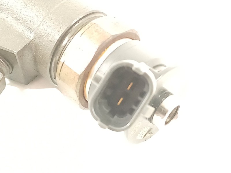 Recambio de inyector para peugeot 208 1.5 blue-hdi fap referencia OEM IAM 0445110739  